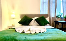 Aldgate East B&B